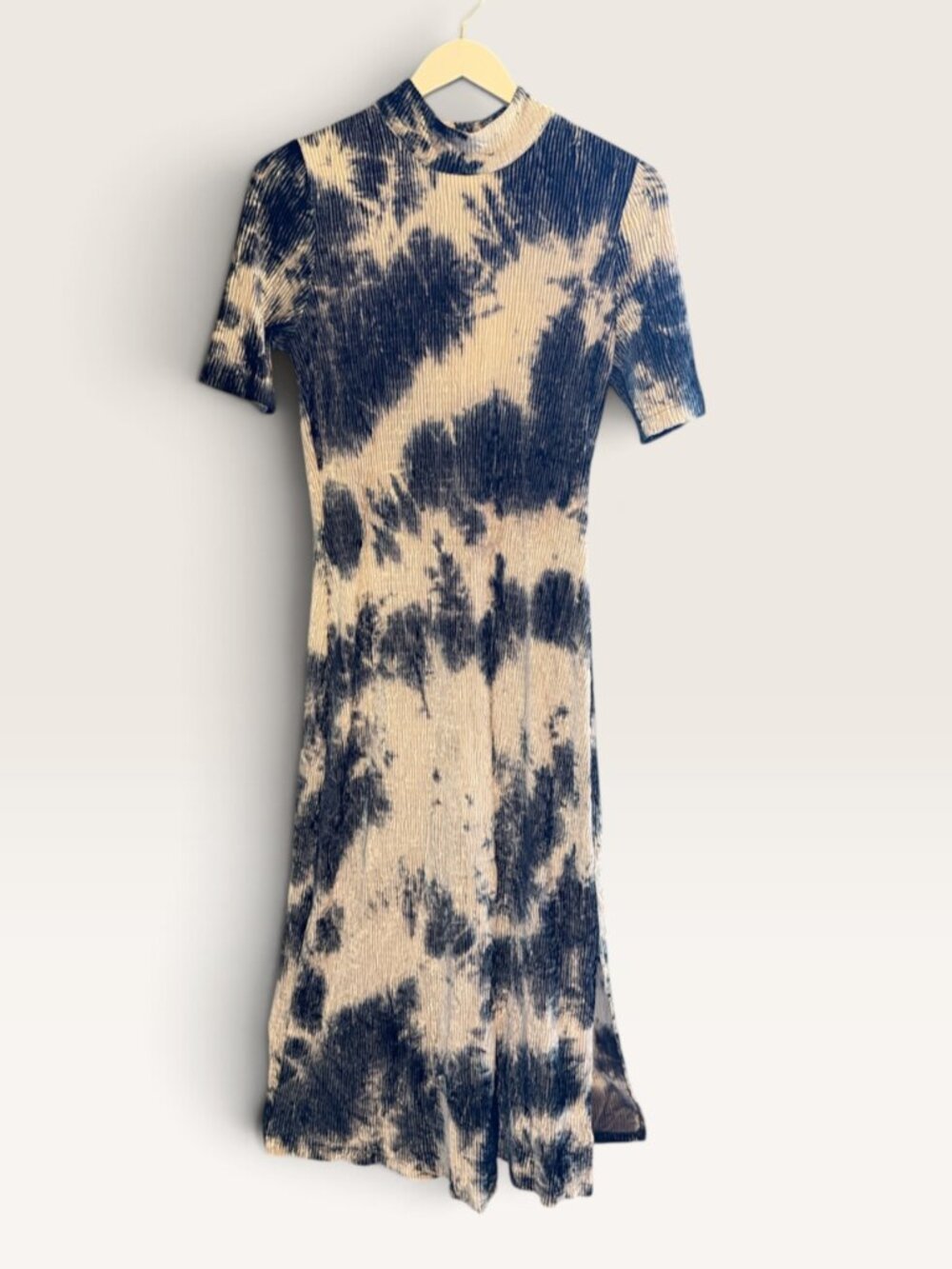 Find Me Now "Helene" Pleated mock neck Stretch Velvet Midi Dress